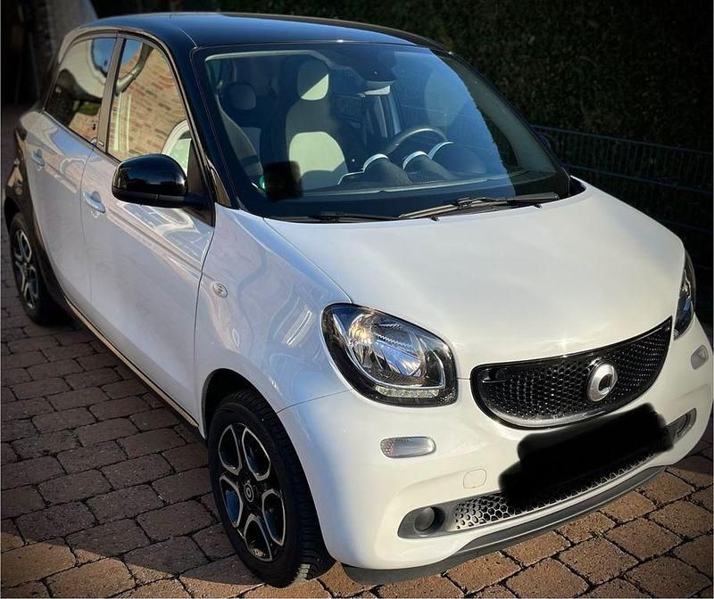 Gebraucht Smart ForFour Passion 71 PS (52 kW) 2015 Weiß Kleinwagen
