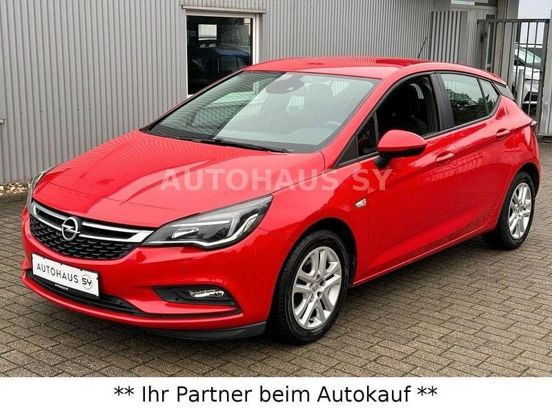 Rot Gebraucht 2017 Opel Astra Edition Limousine | 7.980 € (Guter Preis) - Bild 1/4