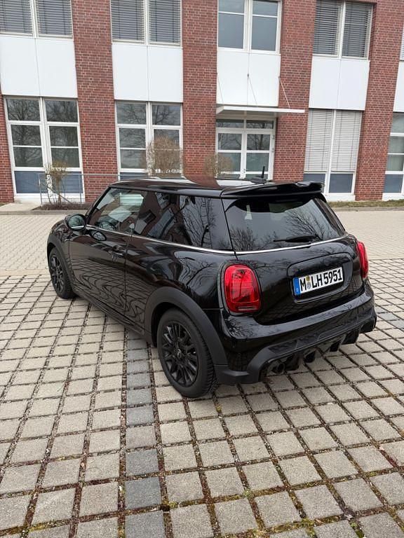 Gebraucht Mini John Cooper Works 136 PS (100 kW) 2021 Schwarz Kleinwagen