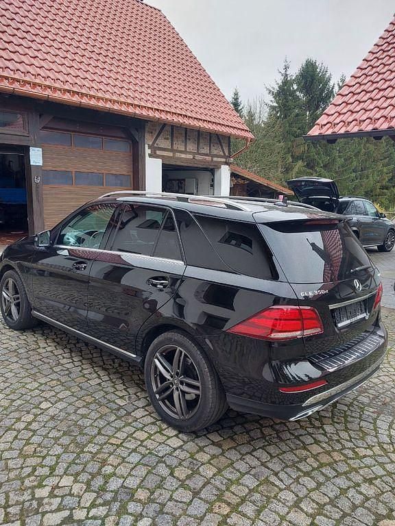 Gebraucht Mercedes GLE350 258 PS (189 kW) 2017 Schwarz SUV