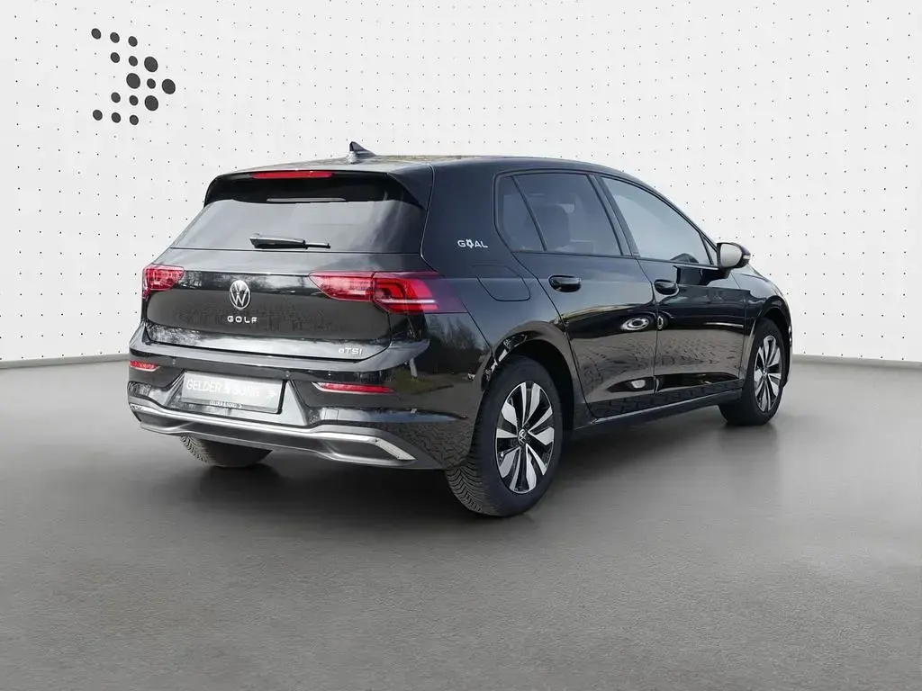 Gebraucht VW Golf VIII Goal 150 PS (110 kW) 2025 Grenadillschwarz metallic Limousine