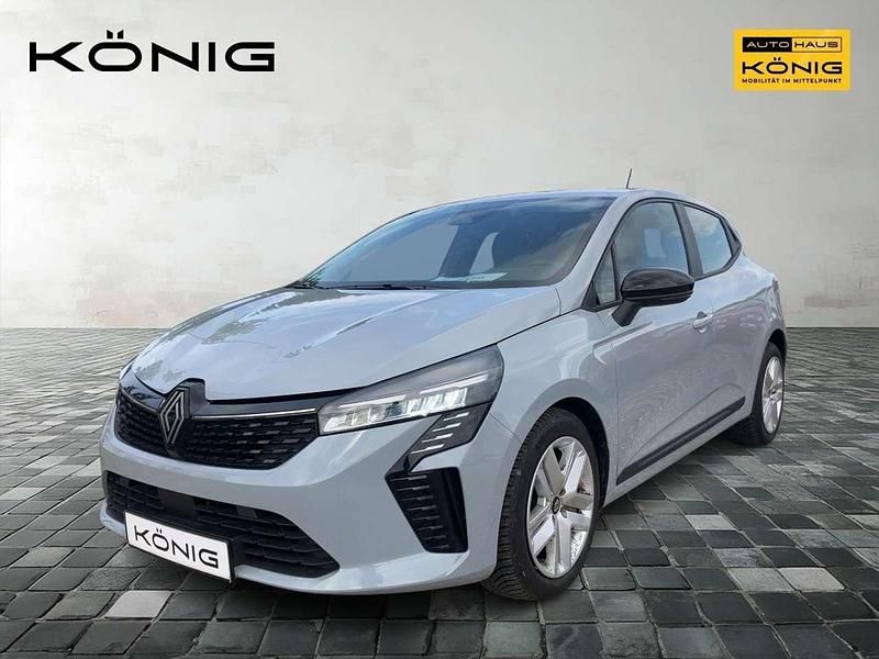 Grau Gebraucht 2024 Renault Clio V SE Kleinwagen | 18.200 € (Etwas zu teuer) - Bild 1/4