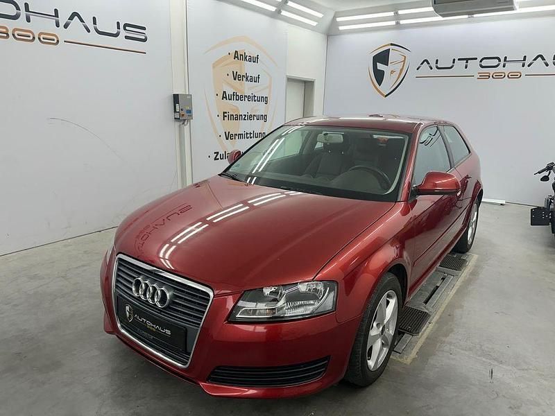 Rot Gebraucht 2009 Audi A3 Attraction Limousine | 4.790 € (Guter Preis) - Bild 1/4