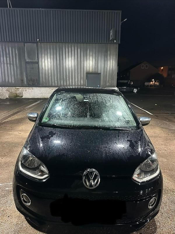 Second-hand VW up! 75 CP (55 kW) 2013 Negru Hatchback