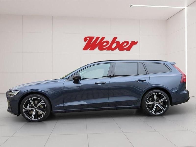 Gebraucht Volvo V60 Plus 197 PS (144 kW) 2025 Blau Kombi