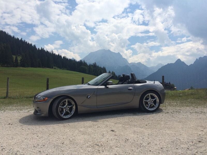 Silber Gebraucht 2003 BMW Z4 M Sport Cabrio | 17.299 € (Fairer Preis) - Bild 1/4