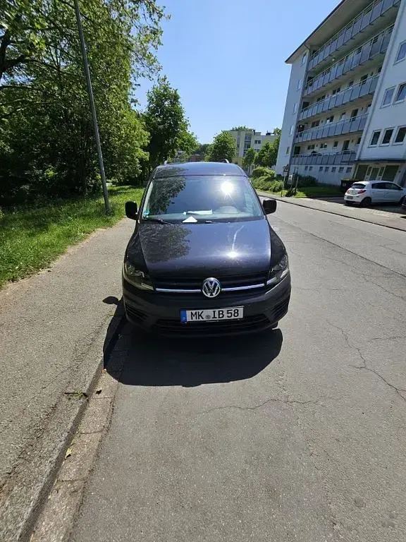 Gebraucht VW Caddy 102 PS (75 kW) 2016 Schwarz Van / Kleinbus