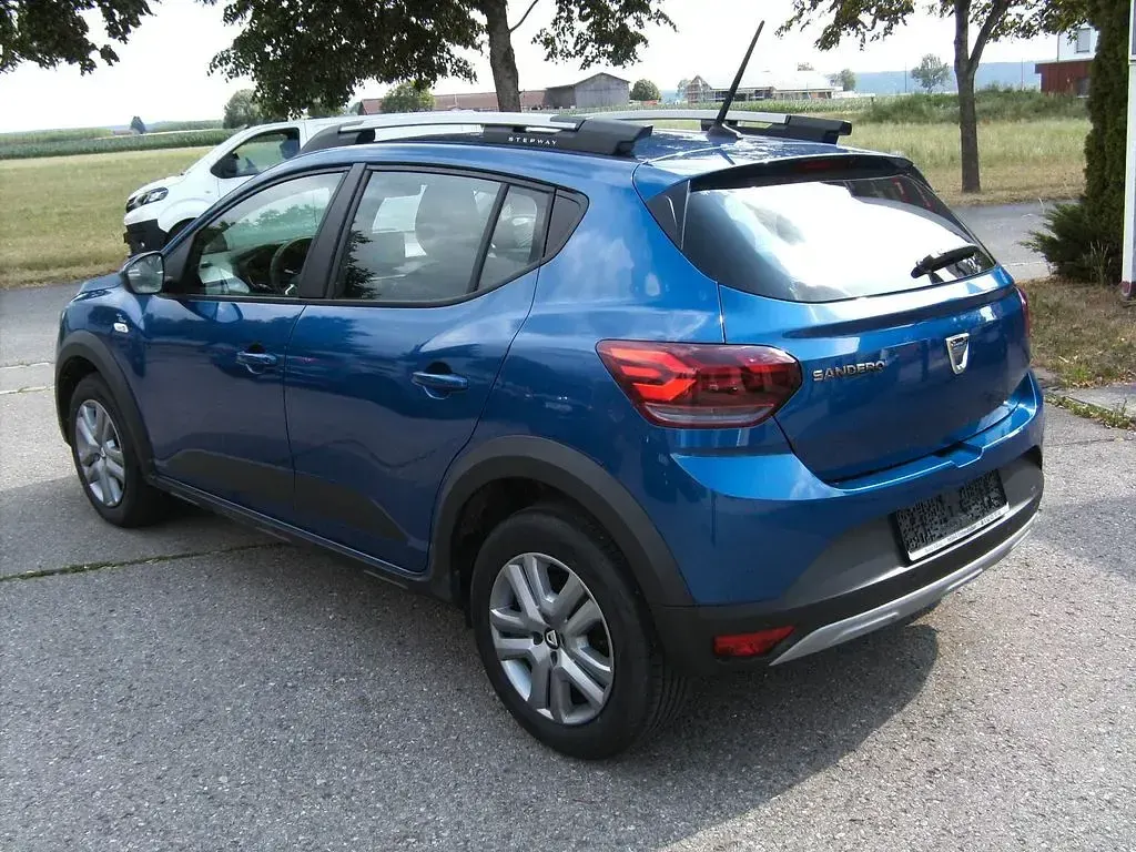 Gebraucht Dacia Sandero Comfort 91 PS (66 kW) 2021 Blau SUV