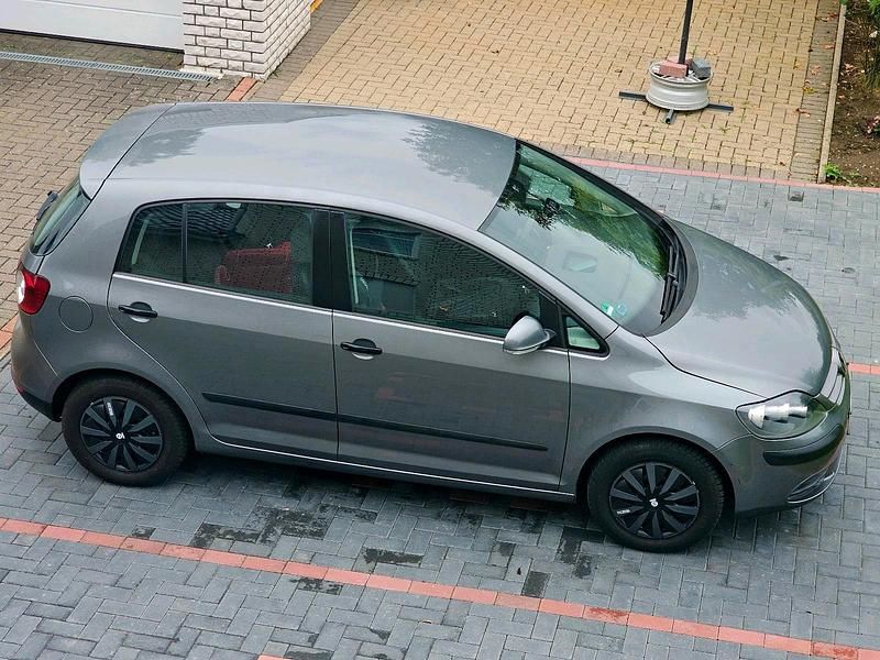 Gebraucht VW Golf Plus Cross 75 PS (55 kW) 2005 Grau Van / Kleinbus