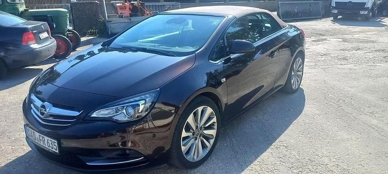 Braun Gebraucht 2015 Opel Cascada Innovation Cabrio | 7.900 € (Superpreis) - Bild 1/4