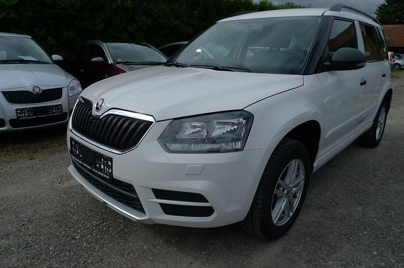 Weiß Gebraucht 2016 Skoda Yeti Active SUV | 11.350 € (Fairer Preis) - Bild 1/4