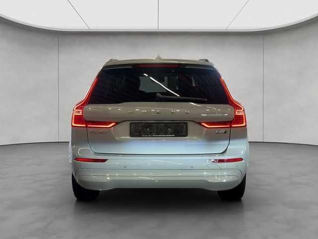 Gebraucht Volvo XC60 Core 250 PS (183 kW) 2024 Grau SUV