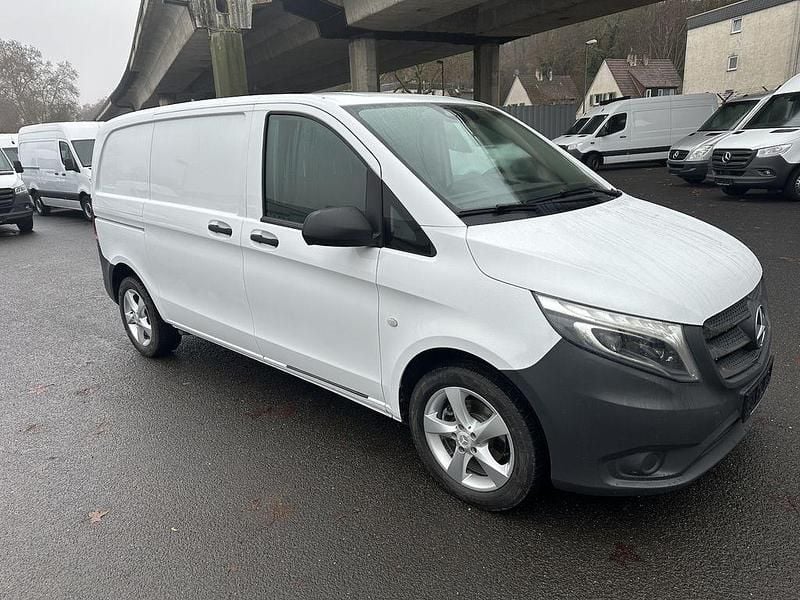 Gebraucht Mercedes Vito 163 PS (119 kW) 2015 Weiß Van