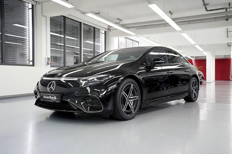 Obsidianschwarz metallic Gebraucht 2024 Mercedes EQS450+ AMG line Limousine | 70.590 € (Teuer) - Bild 1/4