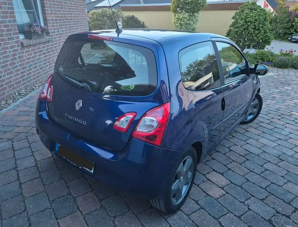 Używany Renault Twingo Initiale Paris 75 KM (55 kW) 2013 Niebieski Hatchback
