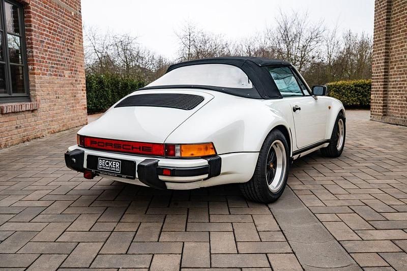 Gebraucht Porsche 911SC 204 PS (150 kW) 1983 Violett Cabrio