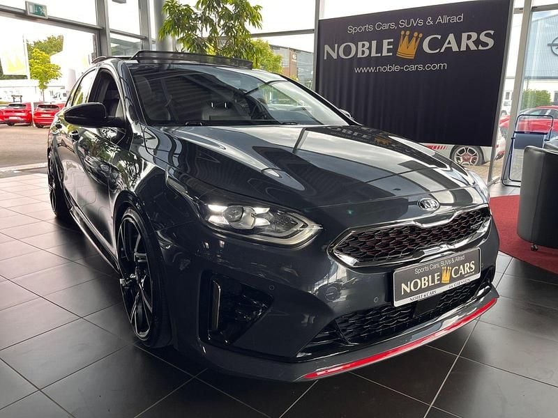 Dark penta Gebraucht 2020 Kia ProCeed GT Kleinwagen | 25.890 € (Etwas zu teuer) - Bild 1/4