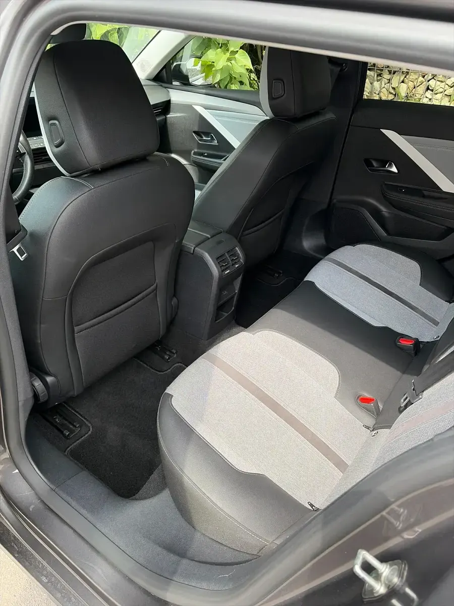 Brugt Opel Astra 150 HK (110 kW) 2024 Grå Hatchback