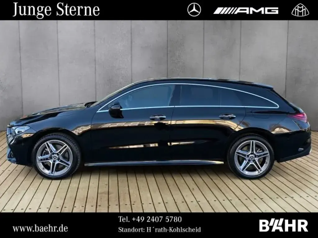 Gebraucht Mercedes CLA250 163 PS (119 kW) 2025 Lack kosmosschwarz (metallic) Coupé