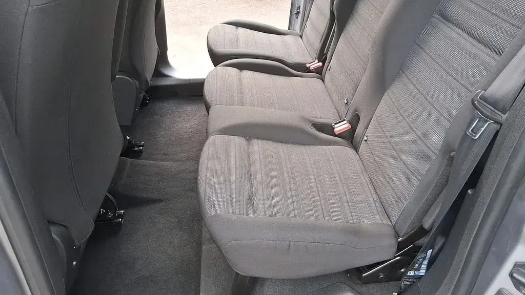Usata Opel Combo 102 CV (75 kW) 2022 Grigio Monovolume