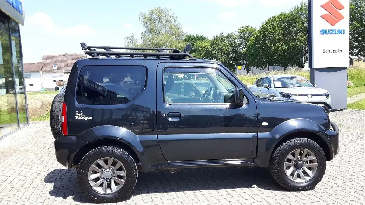Gebraucht Suzuki Jimny Style 84 PS (61 kW) 2017 Schwarz SUV