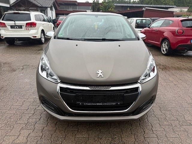 Gebraucht Peugeot 208 Active 82 PS (60 kW) 2016 Grau Kleinwagen