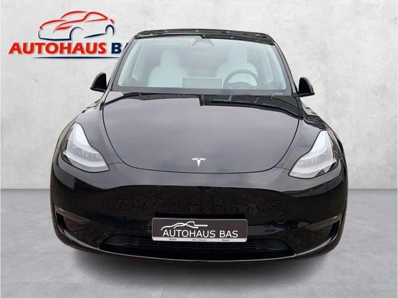 Gebraucht Tesla Model Y 378 kW (514 PS) 2023 Solid black (metallic) SUV