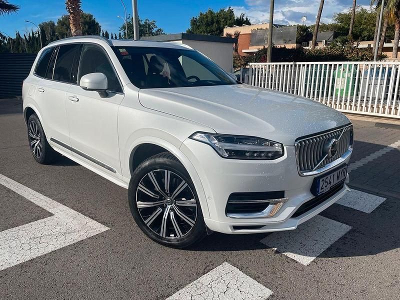 Weiß Gebraucht 2021 Volvo XC90 SUV | 44.400 € (Fairer Preis) - Bild 1/4