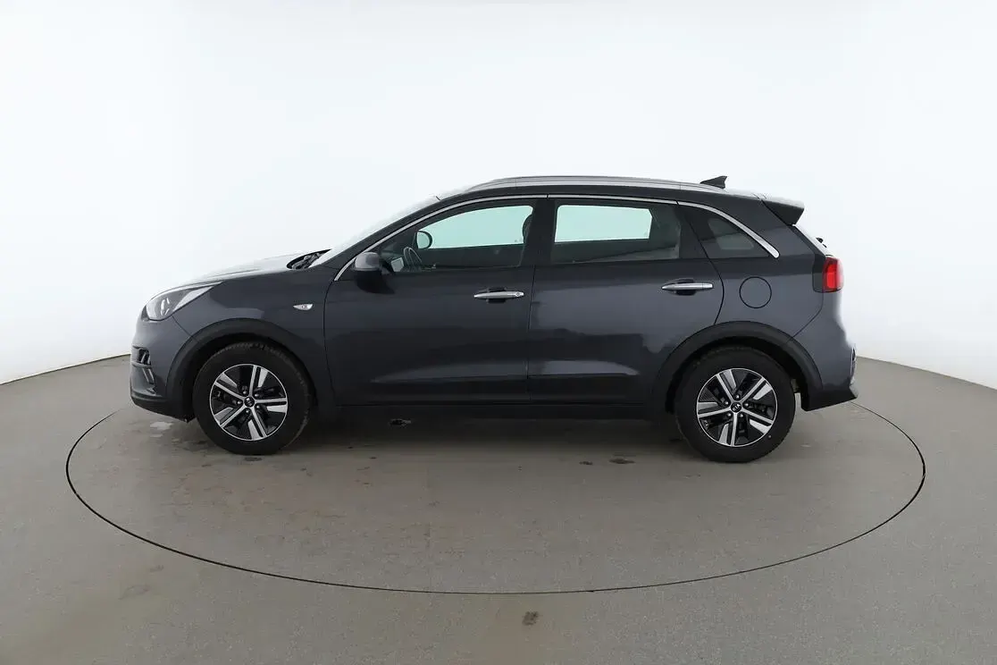 Używany Kia Niro Vision 44 KM (32 kW) 2020 Szary SUV