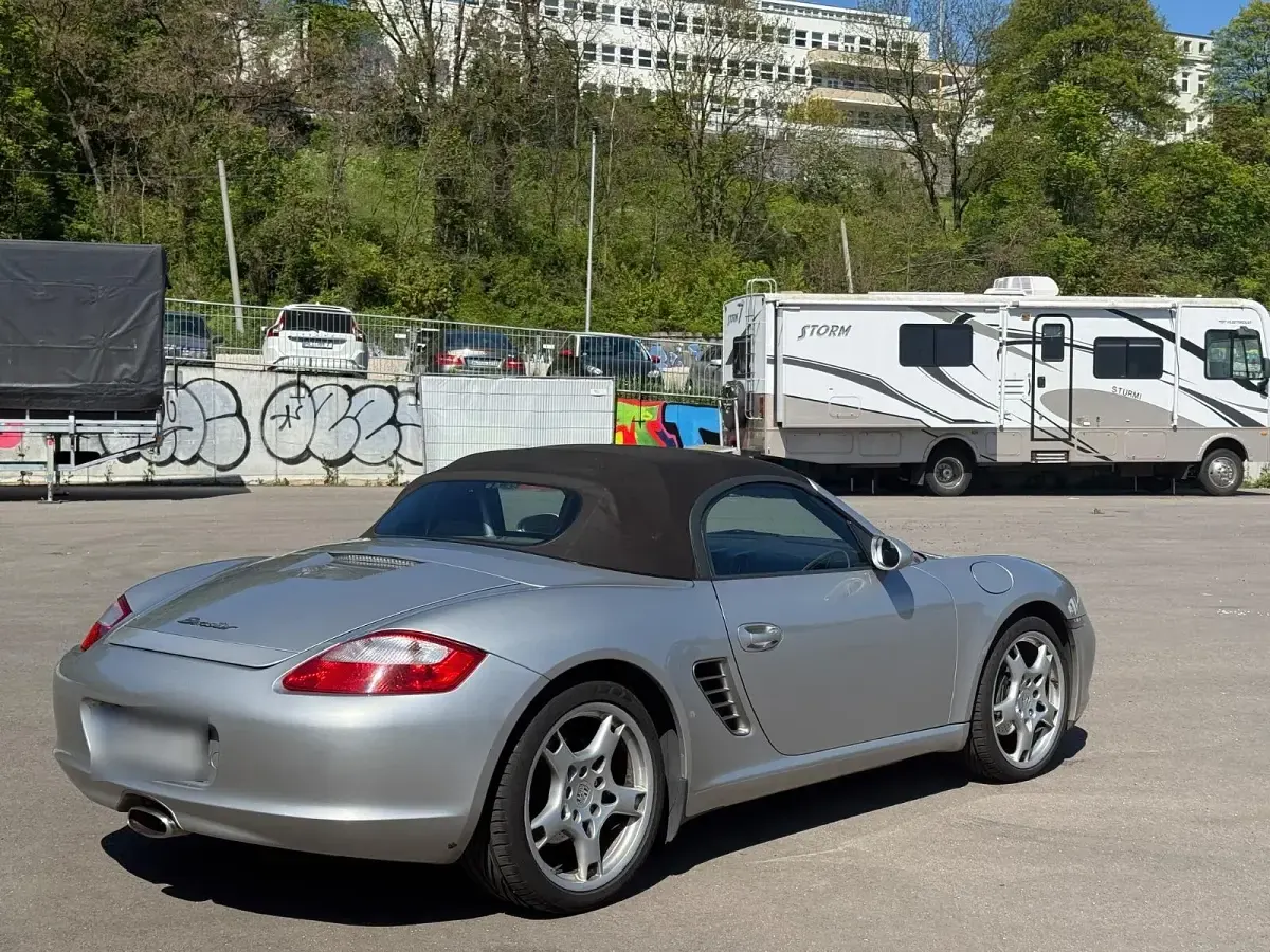Gebraucht Porsche Boxster 239 PS (175 kW) 2005 Silber Cabrio