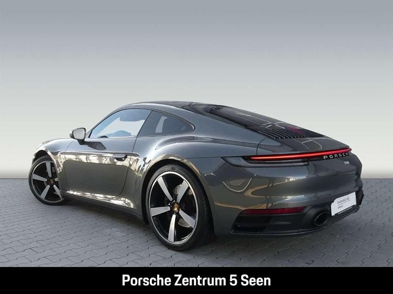 Gebraucht Porsche 911 Carrera 4S Chrono 450 PS (330 kW) 2019 Aventuringrünmetallic Coupé
