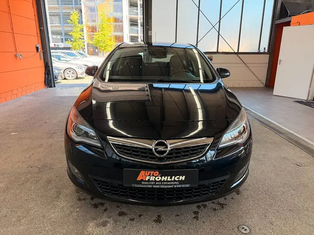 Gebraucht Opel Astra OPC 140 PS (102 kW) 2011 Schwarz Limousine