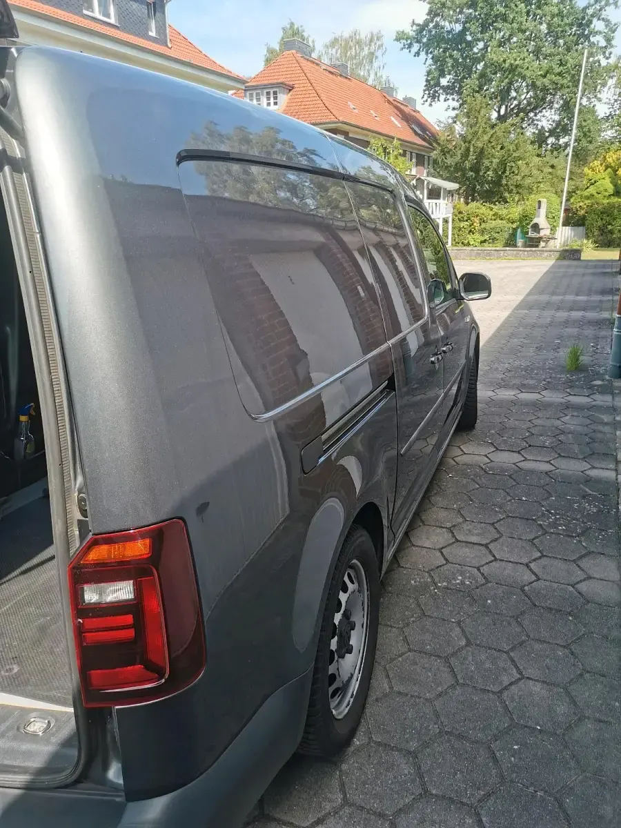 Gebraucht VW Caddy Maxi 150 PS (110 kW) 2019 Grau Van / Kleinbus