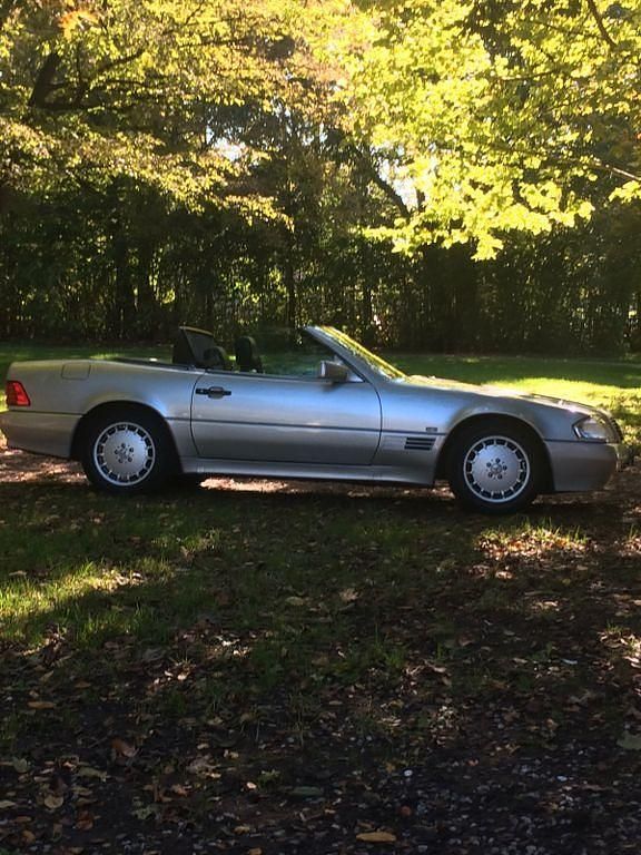Gebraucht Mercedes SL300 231 PS (169 kW) 1992 Silber Cabrio