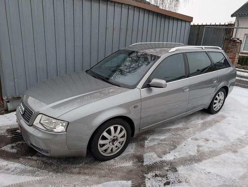 Używany Audi A6 S-Line 179 KM (131 kW) 2003 Srebrny Kombi
