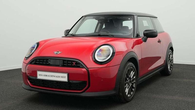 Rot Gebraucht 2024 Mini Cooper S Classic Kleinwagen | 26.040 € (Superpreis) - Bild 1/4