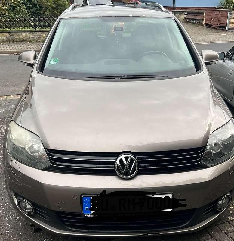 Braun Gebraucht 2011 VW Golf VI Team Kleinwagen | 4.550 € (Guter Preis) - Bild 1/4