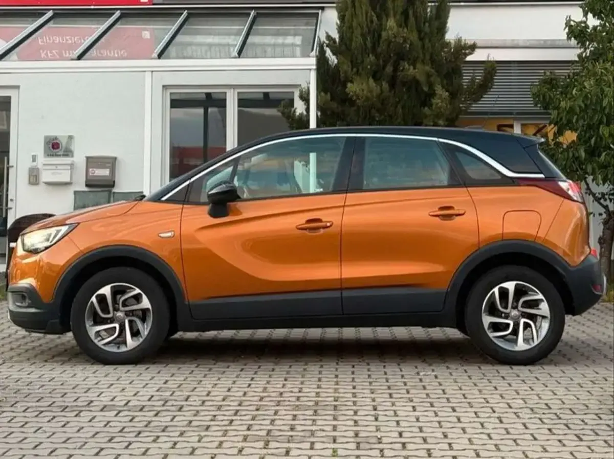 Gebraucht Opel Crossland X Innovation 131 PS (96 kW) 2017 Burning hot 4/amber orange SUV