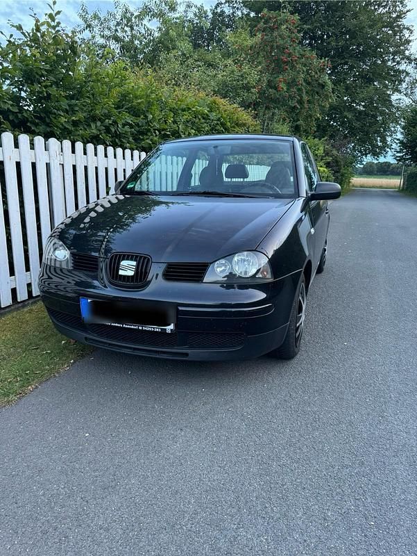Schwarz Gebraucht 2004 Seat Arosa Kleinwagen | 890 € (Guter Preis) - Bild 1/4