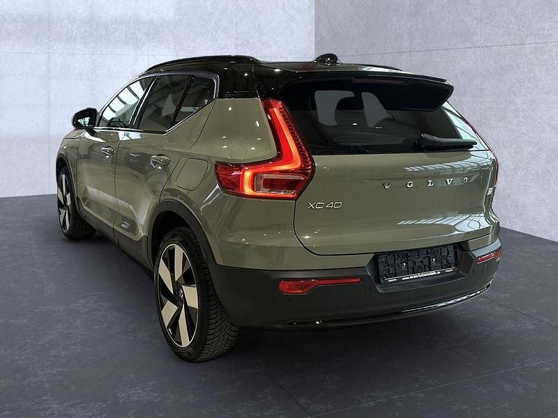 Gebraucht Volvo XC40 Core 169 kW (231 PS) 2022 Grün SUV