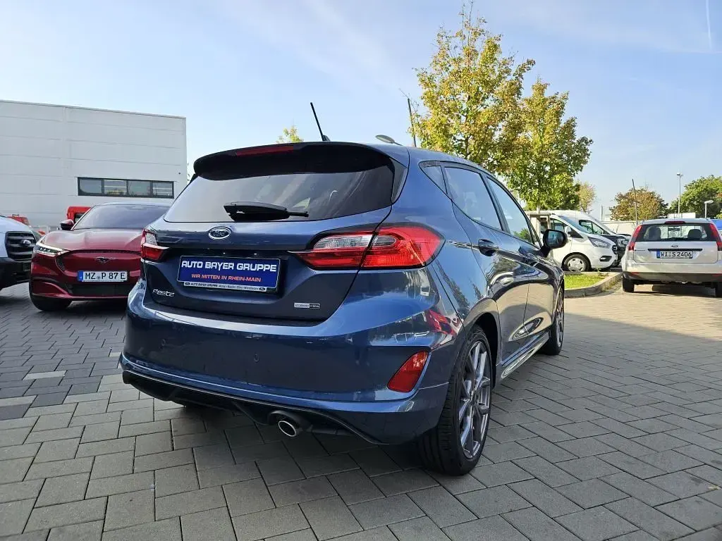 Gebraucht Ford Fiesta ST-Line 125 PS (91 kW) 2023 Chromablau metallic Kleinwagen