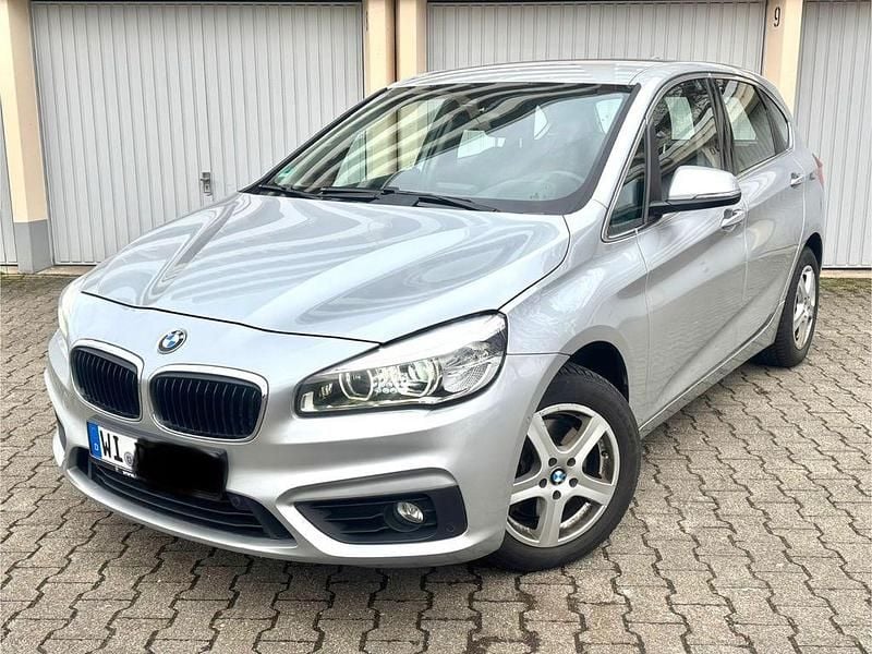 Gebraucht BMW 220 Active Tourer 192 PS (141 kW) 2015 Silber Van / Kleinbus