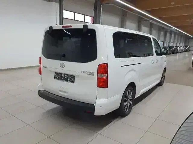 Gebraucht Toyota Proace Verso 144 PS (105 kW) 2022 Weiß Kombi