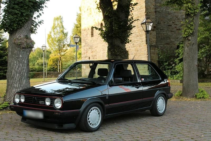 Gebraucht VW Golf II GTI 129 PS (94 kW) 1988 Schwarz Kleinwagen