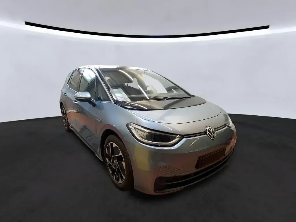 Second-hand VW ID.3 Pro Performance 150 kW (204 CP) 2022 Albastru Hatchback