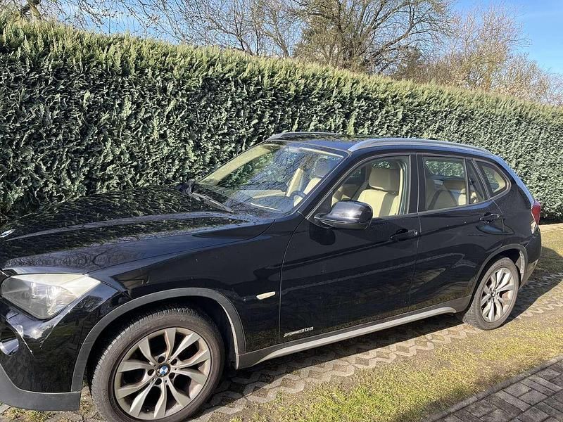Gebraucht BMW X1 177 PS (130 kW) 2010 Schwarz SUV