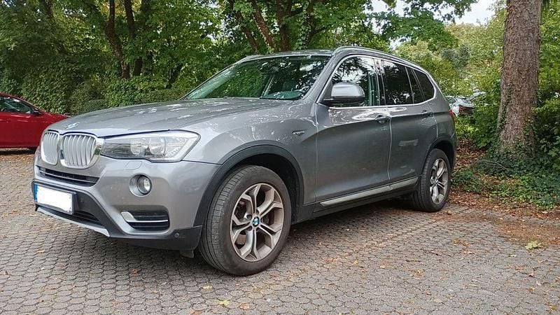 Grau Gebraucht 2015 BMW X3 xLine SUV | 13.300 € (Guter Preis) - Bild 1/4