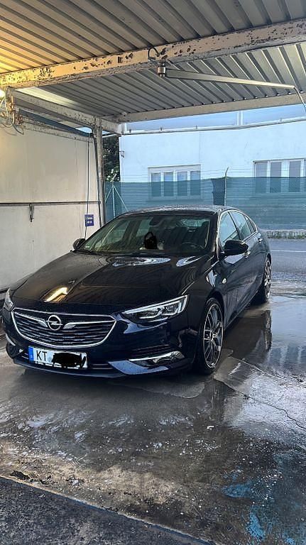 Blau Gebraucht 2017 Opel Insignia Business Edition Limousine | 9.999 € (Superpreis) - Bild 1/4