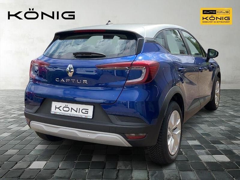 Gebraucht Renault Captur Equilibre 100 PS (73 kW) 2023 Ironblau metallic, highlandg SUV