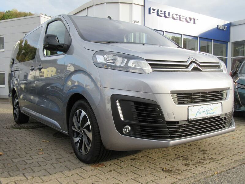 Gebraucht Citroën Spacetourer Feel 144 PS (105 kW) 2022 Silber metallic Van / Kleinbus